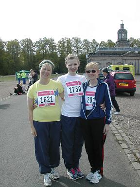 Julie, Vanessa & Kath before the race